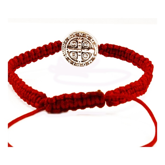 Saint Benedict Red Bracelet - Picture 3 of 4